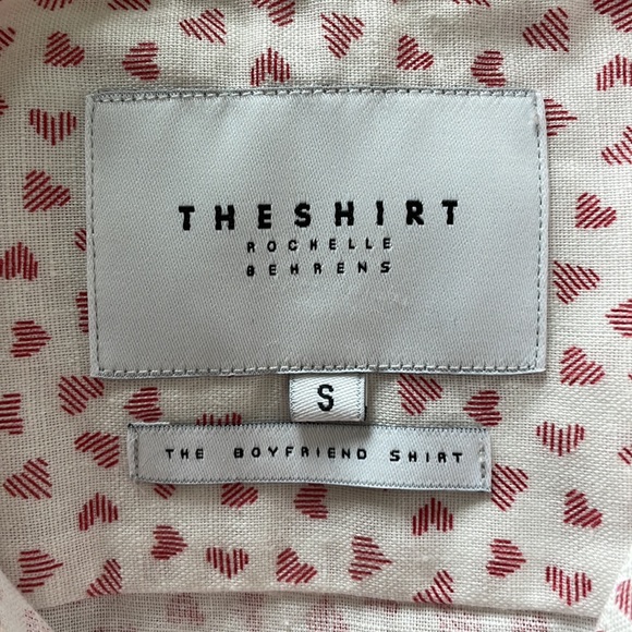 The Shirt by Rochelle Behrens
THE SHIRT THE BOYFRIEND SHIRT IN RED HEARTS - Picture 5 of 6